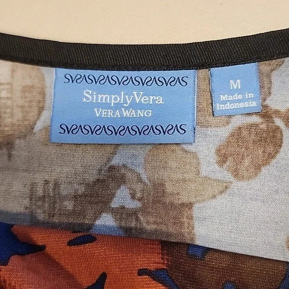 Beautiful Draped Vera Wang Top - Picture 6 of 8